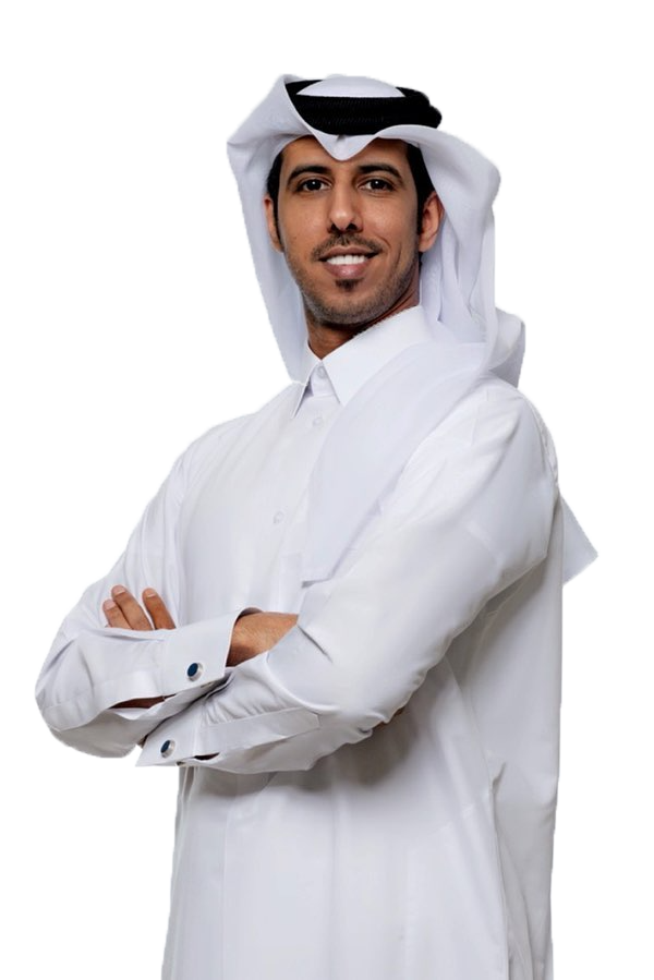 صورة شخصية لرجل خليجي يرتدي لباسًا رسميًا